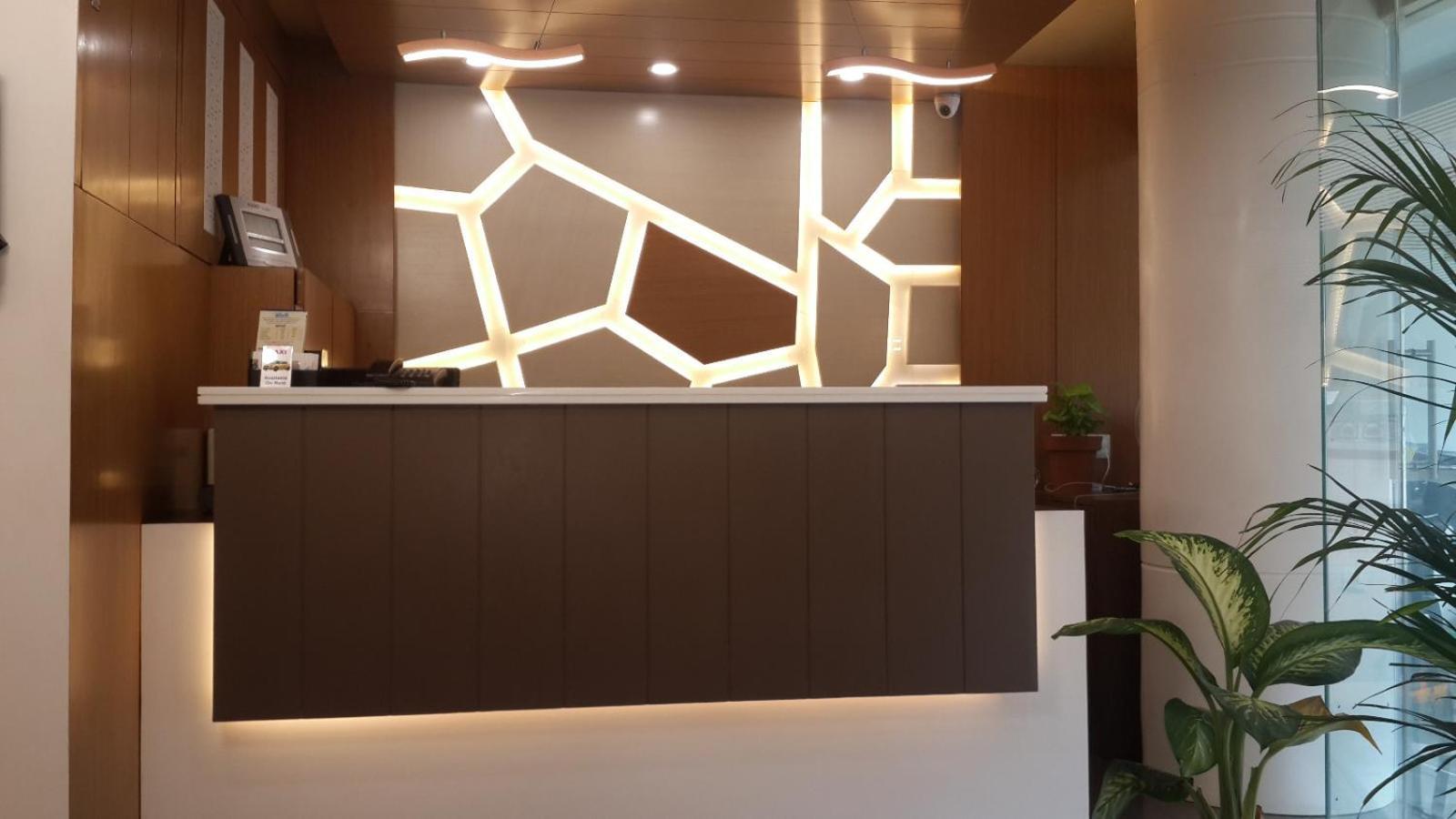 Hotel Zenith Surat Luaran gambar